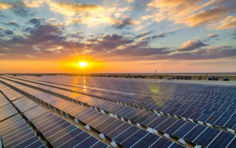 Revolutionizing Solar Energy: Saudi Arabia and Beyond Revolutionizing Solar Energy: Saudi Arabia and Beyond